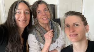 Faire danser les aînés pour saisir le mouvement du temps qui passe