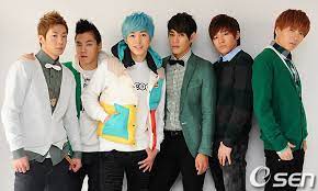 There are 6 members in the group: Dalmatian Reveals Their Comeback Past Thoughts And Loyalty To Fans Welcome Kpop Enthusiasts