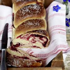 Pin Von Natali Auf Kuchen In 2021 Lecker Rezepte Hefe Kuchen