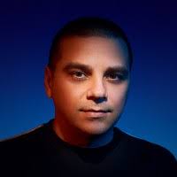 90+ perfiles de «Erazo»