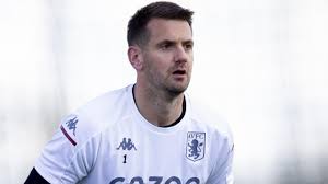 Thomas david heaton is an english professional footballer who plays as a goalkeeper for premier league club manchester united and the englan. Football News Tom Heaton To Join Manchester United As Free Agent And Back Up David De Gea Dean Henderson Reports Eurosport