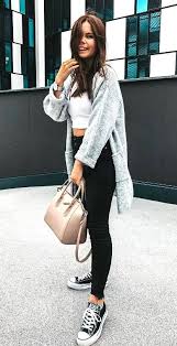 25 Cute Women Casual Winter Outfits 2020 Pinmagz In 2020 Winter Clothes Women Casual Casual Winter Outfits Womens Casual Outfits