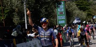 Trend Google: lorenzo finn