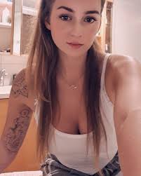 Michelle Stalder's Instagram, Twitter & Facebook