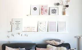 Modern full white tone apartment in kifissia by ad. Unser Wohnzimmer Mit Neuen Farbtupfern