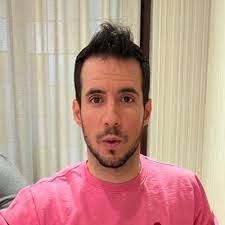 Ruben Cobo's Instagram, Twitter & Facebook