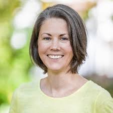 Today marks a year since I moved to London to start my dream job at the  British Red Cross. A nervous University graduate feeling completely out of  her depth. What a whirlwind