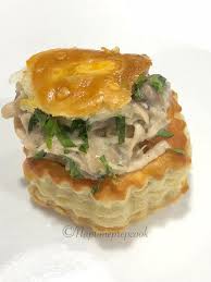 Luxembourg Bouchee A La Reine Chicken Mushroom Pastry Mushroom Chicken Stuffed Mushrooms Chicken Pot Pie Filling