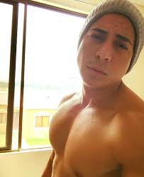 Buenos días Mi Gente, solo necesitas tres cosas en la vida Familia, Dios y  fe 🙏🏻💪🏻🔥