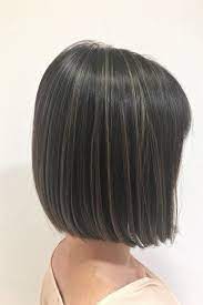 ショートボブでもスーパーハイライト 地毛を活かしたグレージュカラーのボブ 美容室カキモトアームズのおすすめヘアスタイルカタログ ヘアスタイリング 女性のヘアスタイル 美髪