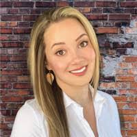 Amanda Wiseley's Instagram, Twitter & Facebook