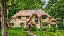 1929 False-Thatch Cottage | Custom Shingles
