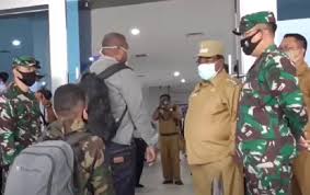 Dibawah ini merupakan informasi lowongan kerja daerah bandung yang telah kami himpun dari berbagai sumber informasi yang terpercaya, semoga. Bandara Sorong Papua Kembali Dibuka Penumpang Wajib Ikuti Protokol Kesehatan Bagian 1