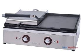 Evinizde veya iş yerinizde kullanım için satın alacağınız waffle makinelerinin de özellikleri değişiklik gösterir. Hem Tost Hem Izgara Makinesi Elektrikli Dokum Sanayi 70cm Elektrikli Tost Makinesi Sanayi Tipi 1 914 47 Tl