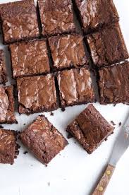 Easy Chocolate Brownies With Step By Step Photos Eat Little Bird Rezept Schokoladen Brownies Lebensmittel Essen Rezept Fur Brownies