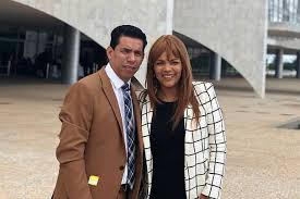 Flordelis dos santos de souza's husband, anderson do carmo, was shot 30 times at their home in rio de janeiro in june 2019. Filho Acusa Flordelis De Mentora Do Assassinato Do Marido 21 08 2019 Cotidiano Folha