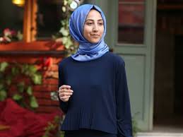 Dalam model warna rgb #000080 terdiri dari 0% merah, 0% hijau dan 50.2% biru. Berbagai Warna Jilbab Yang Match Dengan Baju Biru Dongker
