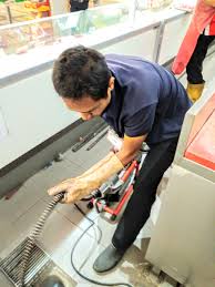 Eren yeager eren yega is a member of the jasa pipa mampet and the main protagonist of attack on titanhe is the only son of grisha and carla yeager the younger half brother of zeke yeager and the adoptive brother of mikasa ackerman. Solusi Pipa Wc Mampet Bsd Gading Serpong Tangerang Teknik Budi Rooter Ciledug