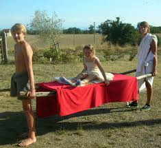 A roman chef, apicius, produced the first surviving cookbook. 16 Ancient Roman Party Decor For Meme Ideas Toga Party Greece Party Party