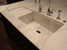 top mount or undermount sinks
