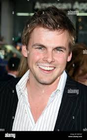 Tommy dewey hi-res stock photography and images