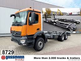 Mercedes Benz 2633-2004 Cab & Chassis Truck