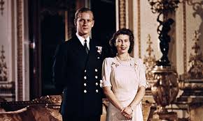 Princess elizabeth encountered prince philip of greece, her third cousin, a couple of times before love struck. Rainha Elizabeth Ii E Principe Philip Celebram 70Âº Aniversario De Seu Casamento Nobreza Real
