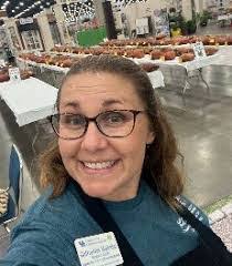 Wendy Meador's Instagram, Twitter & Facebook