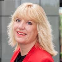 Jenny Ponder's Instagram, Twitter & Facebook