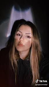 Samantha Leoni's Instagram, Twitter & Facebook