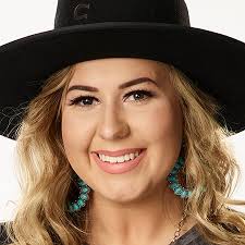 Bailey Ray's Instagram, Twitter & Facebook