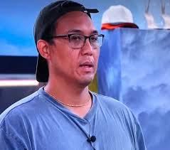 Anyone that watches the feeds knows this guy doesn't stop burping loudly  and yawning in HG's faces. This morning he is having conversations and  realizes he hasn't brushed his teeth yet. The