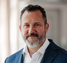 Andrew Lindquist's Instagram, Twitter & Facebook