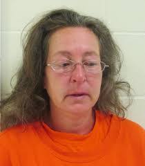 Lisa Petrin's Instagram, Twitter & Facebook