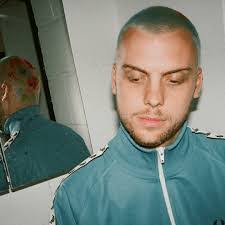 Phil Gamble's Instagram, Twitter & Facebook