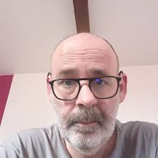 Hello, 52-year-old man living in France looking to meet someone nice here.