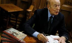 A german journalist has accused former french president valéry giscard d'estaing of repeatedly grabbing her during an interview, and filed a sexual assault complaint with paris. 9iox3yyv7csm9m