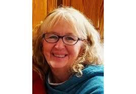 Corinne Schultz's Instagram, Twitter & Facebook