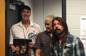 Watch Foo Fighters Cover Mollys Lips With Krist Novoselic