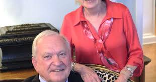 Couple celebrates recent marriage