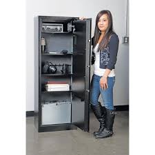 The fakespot grade is based on reviews of products listed on amazon with bunker hill safes as the company name. Security