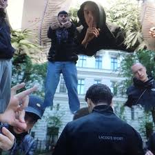 Can david bayram, better known under the stage name pashanim, (born in 2000 in berlin, germany) is a german rapper and filmmaker of turkish descent. Bpm And Key For Songs By Pashanim Tempo For Pashanim Songs Songbpm Com