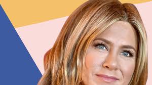 How does jennifer aniston get her glow? Jennifer Aniston Beauty And Wellness Secrets Glamour Uk