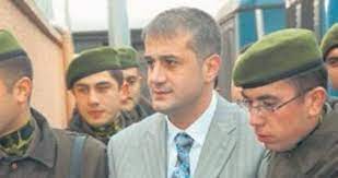 Sedat peker sosyal medya hesabından kardeşinin gözaltına alınması hakkında açıklama yaptı.haberi haber kaynağından oku Bdxdk3b Farklm