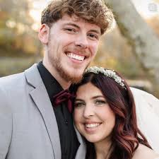 Charlie's Bridal & Prom 💍