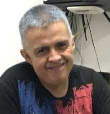 Hoy despido a un gran amigo, Dr Pablo Pabón, un hombre con vocación de  servicio, sencillo y trabajador incansable por sus pacientes. Mi  solidaridad para su familia, amigos y seres queridos. Descansa