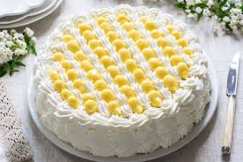 La Torta Chantilly Classica E La Base Della Maggior Parte Di Torte Alle Creme Ed E Sempre Presente Nelle Vetrine Delle Pasticcerie Ricette Dolci Dolci Ricette