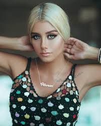 Irene Silver's Instagram, Twitter & Facebook