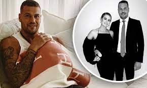 Select from premium lance franklin of the highest quality. Daddy S Girl Lance Buddy Franklin Shares First Glimpse Of His Newborn Daughter Tullulah Daily Mail Online