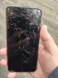 Разбитый телефон экран